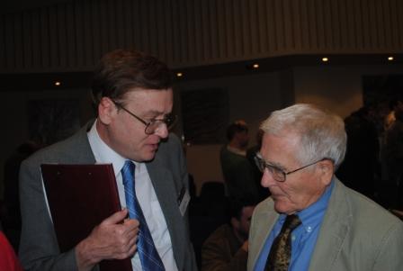 Jonathan Cowie & James Lovelock